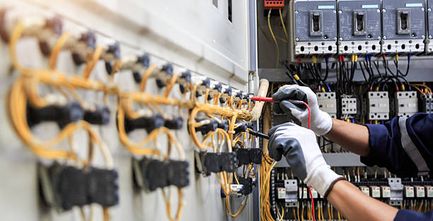 Professional Lighting Installation technician working in Danvers, IL